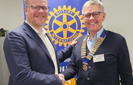 Valdimar Víðisson, nýr rótarýfélagi og Guðmundur Ámindason, starfandi forseti.